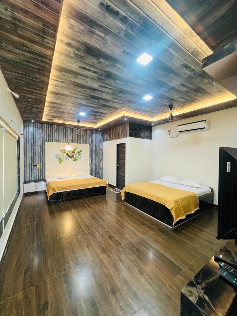 S K Farm Villa Poinad ภายนอก รูปภาพ